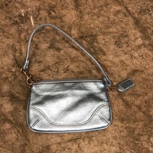 🌸Authentic Coach Metallic Baby Blue Wristlet🌸